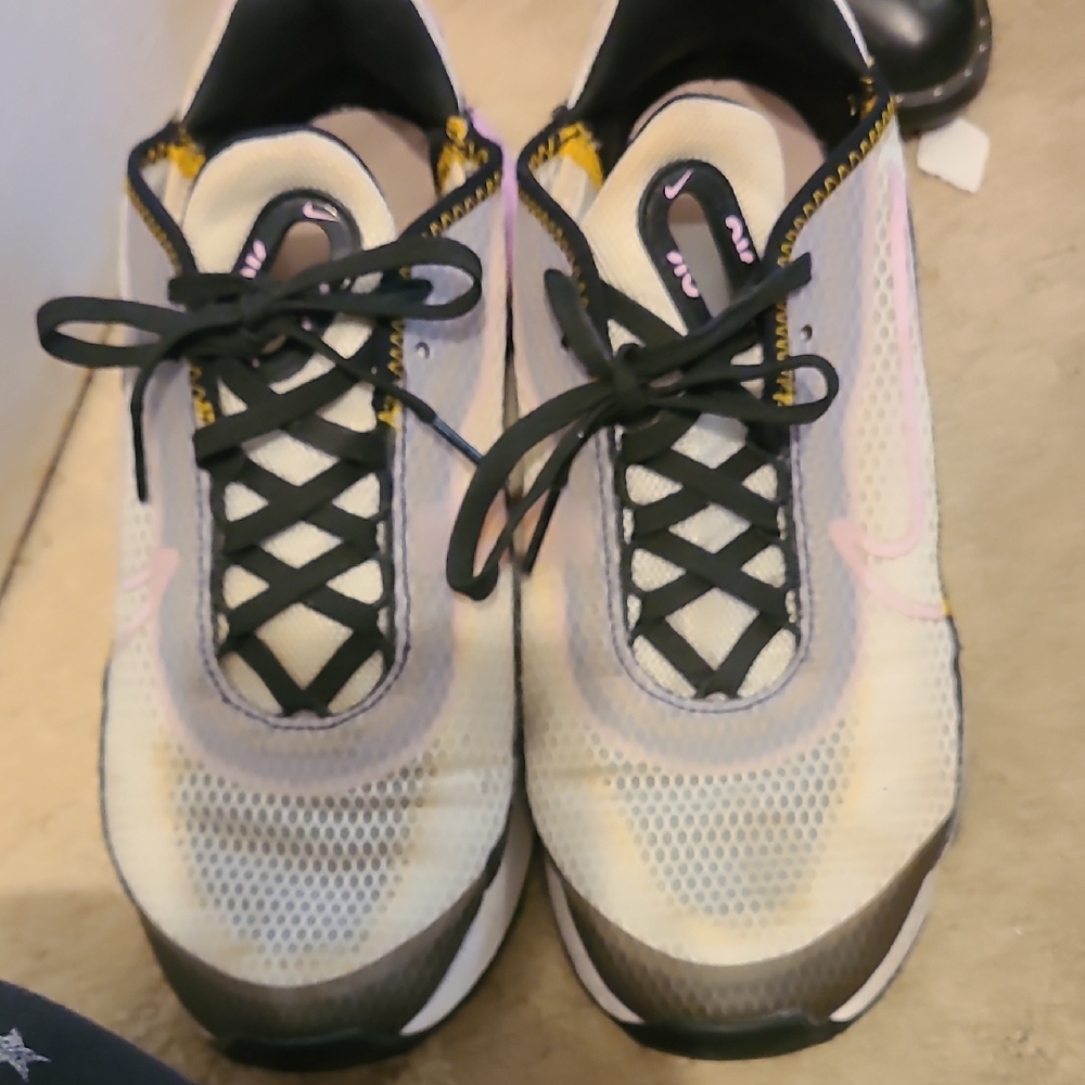 Women's Multicolor Athletic Shoes